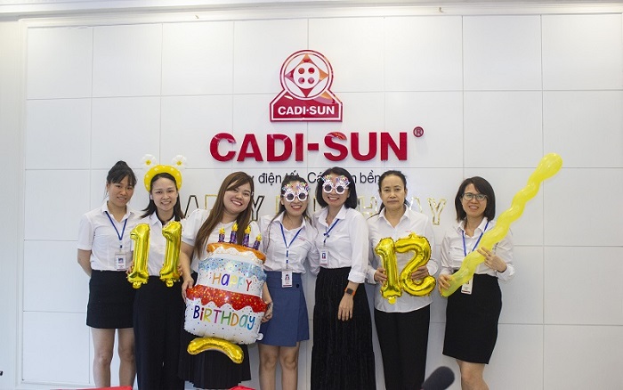 Sinh nhật đáng nhớ trong vòng tay đồng nghiệp